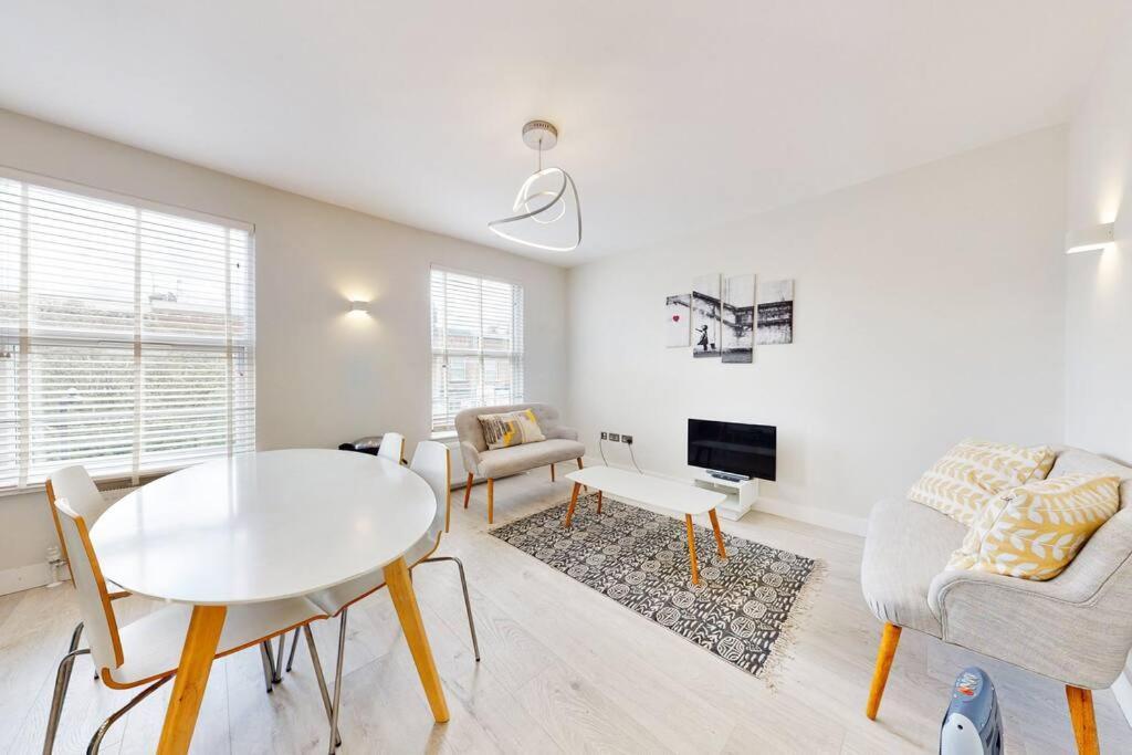 Willa Stylish 2Bed2Bath Flat 4Min From Tube Station Londyn Zewnętrze zdjęcie